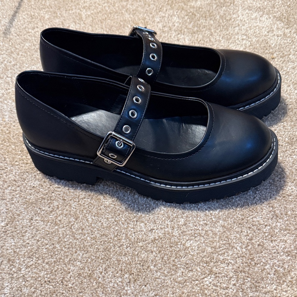 Wild Fable Black Mary Jane Shoes with Buckle Strap - Picture 2 of 5